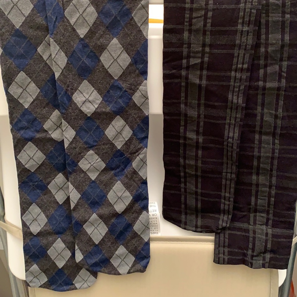 🆕 hue knee length patterned socks (set of two) HUE